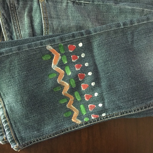 Geometric Pattern Jeans - Picture 6 of 8